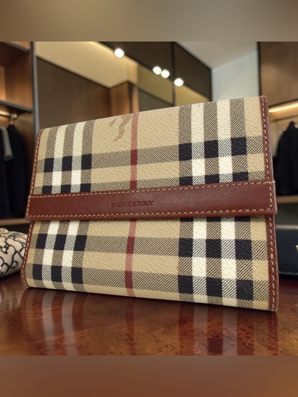 Burberry Nova Check Bifold Wallet 😍❤️ - Picture 7 of 16